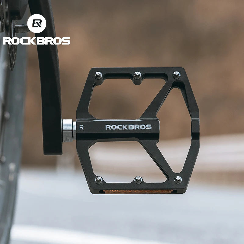 Bicycle Pedals save Effort Aluminum Alloy Anti-Slip MTB Road Mountain Reflective Bearing Cycling Pedals Bike Accessory